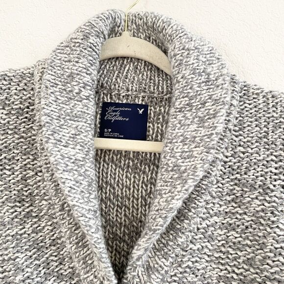 American Eagle Outfitters Womens Cardigan Sweater S Wool Blend Gray Chunky Knit - Picture 2 of 11